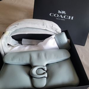 BNWT AUTHENTIC COACH TABBY 26